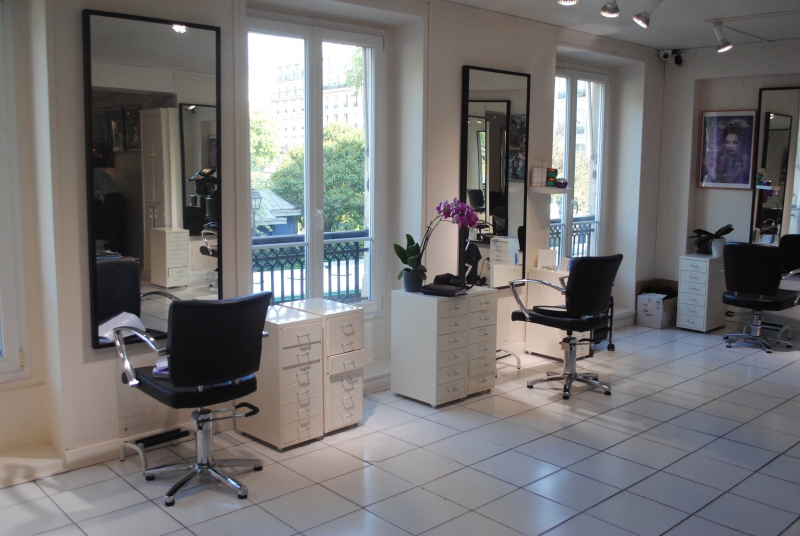 salon-coiffure-LA ROQUE ESCLAPON-min_floor-home-office-property-living-room-room-781228-pxhere.com